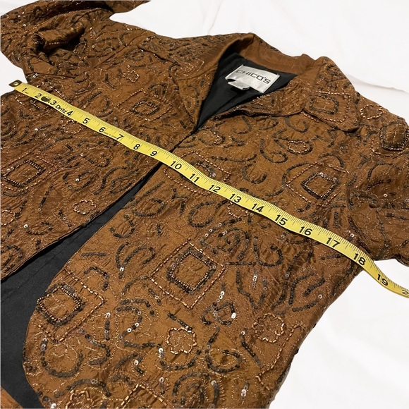Women's Size 0 Chico’s Silk Beaded Jacket Beautiful Design - Picture 12 of 15